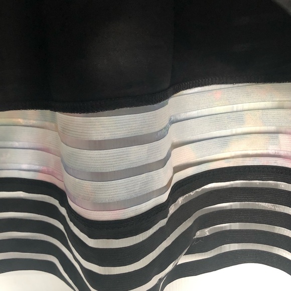 Ribboned sheer effect floral and black skirt - Picture 13 of 13